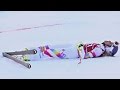 Ski star Lindsey Vonn crashes