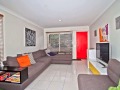 Annerley - Immaculate Energy Saving Solar Townhouse
