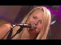 Miranda Lambert: making music and saving animals!