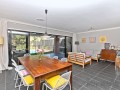 Ashgrove - Parkland Paradise - -