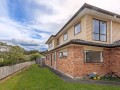 Albany - Home & Granny (5+2), Weatherboard+Brick and ...