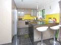Botany Downs - Bigger and Good As New - -