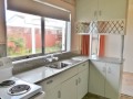 Paraparaumu - Cracker Location! - -