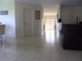 Trinity Beach - Spacious Family Home - -