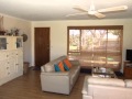 Cowes - Quiet Court Location - Ready To Move In - -