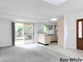 Chermside - Large Air Conditioned Townhouse - -