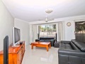 Rocklea - amazing Low Set Brick Home! - -