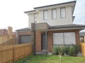Clayton South - Spacious Three Bedroom Townhouse Not  ...